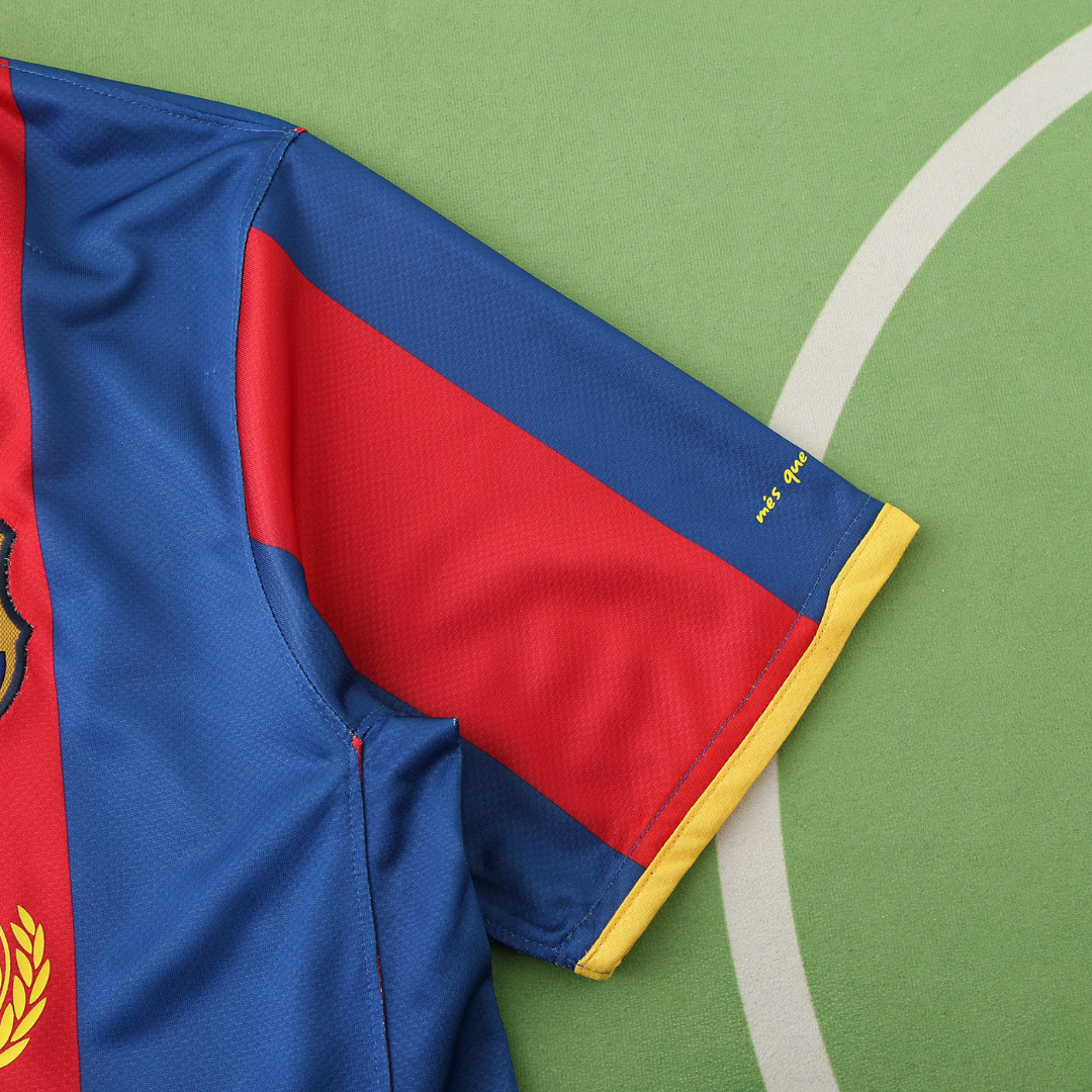 Tricou FC Barcelona 10/11, Retro